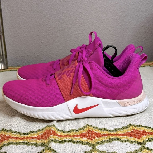 Nike Shoes - Nike In-Season TR 9 Pink/Coral sz 10​